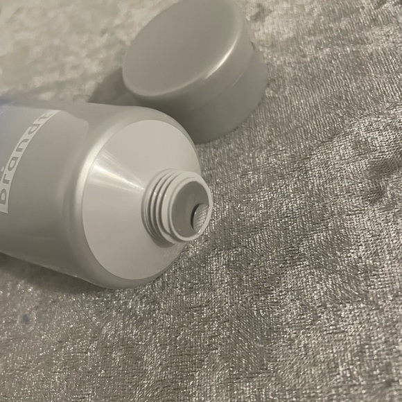 DR. BRANDT Pores no more® Pore Purifying Cleanser - Picture 5 of 5